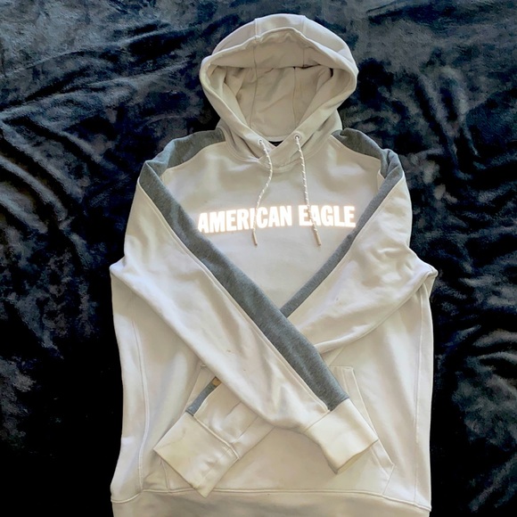White AMERICAN EAGLE pull-over Hoodie - Picture 1 of 4